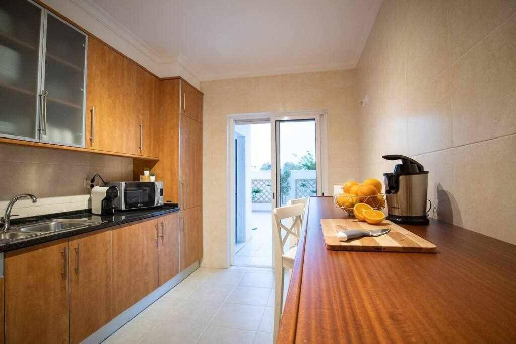 Modern 3Br Apt W/ Lg Terrace, Bbq, Ac & Parking Тавира Экстерьер фото