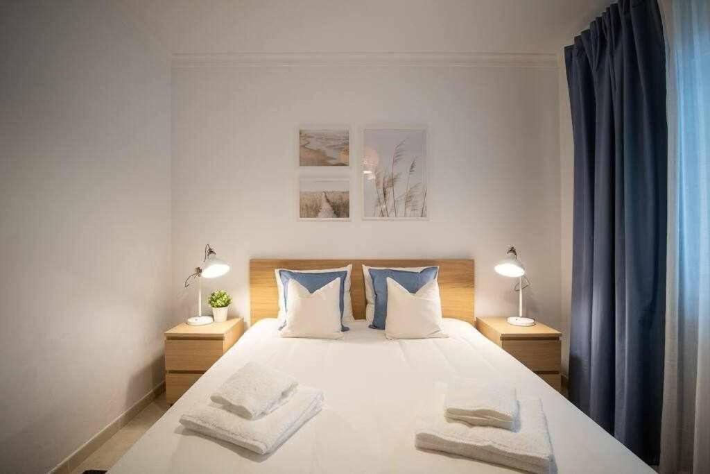 Modern 3Br Apt W/ Lg Terrace, Bbq, Ac & Parking Тавира Экстерьер фото